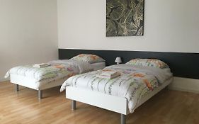 Studio Lora S 101